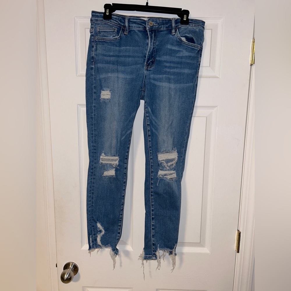 Destroyed Skinny Jeans from 21A